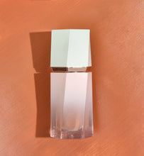 Carregar imagem no visualizador da galeria, Cushion Blusher Liquid Blush