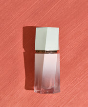 Carregar imagem no visualizador da galeria, Cushion Blusher Liquid Blush
