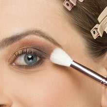 Carregar imagem no visualizador da galeria, Pincel de Esfumar Sombra – Nina Makeup