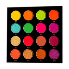 Carregar imagem no visualizador da galeria, Paleta de Sombras Pro Pigment

